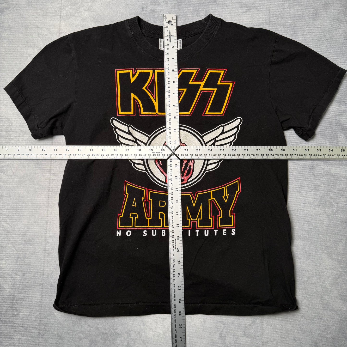 Black Kiss Tee - Medium